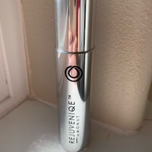 ‼️3 = 25% OFF of MONAT PRODUCTS‼️Rejuveniqe Oil